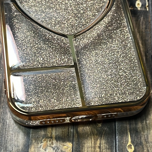 5for$10 Gold Trim iPhone 13 Pro Gold Glitter Heart Protective Phone Case NWT - Picture 3 of 5